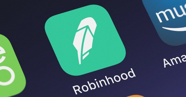 "Correction: That's 9.5 million Robinhood users who traded *IOUs* on crypto. Not only don't you hold your (keys) but its also fake crypto." - Coinbureau's Guy