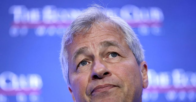 JPMorgan to Let Clients Invest in Bitcoin Fund for First Time