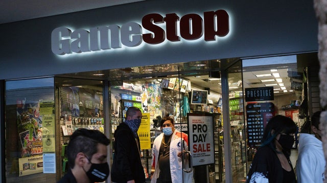 Feds Seized Robinhood CEO's Phone in GameStop Trading Halt Investigation