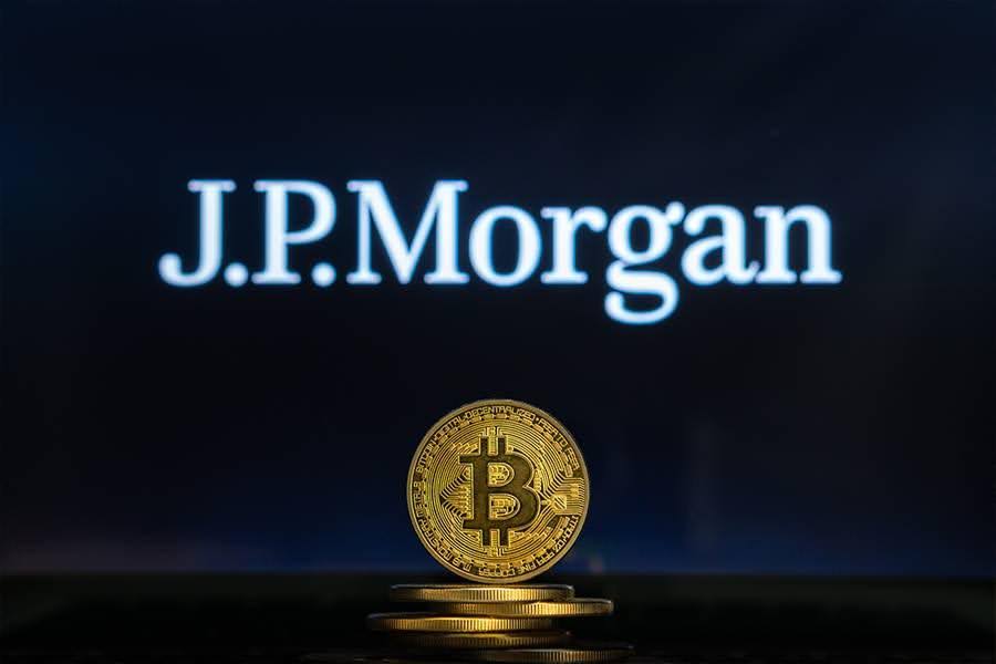 jpmorgan-opens-bitcoin-access-to-clients-amid-42b-crypto-etf-surge-but-with-a-catch