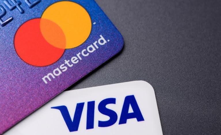 amazon-and-walmarts-stablecoin-ambitions-could-disrupt-crypto-payments-landscape